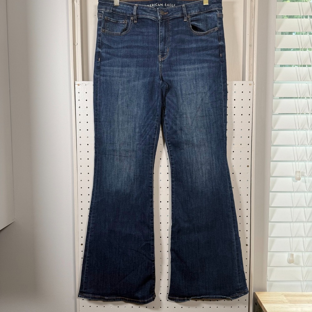 American Eagle Low Rise Flared Jeans Women's Blue Denim Stretch Pockets - 12